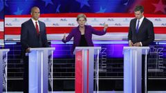 Cory Booker, Elizabeth Warren y Beto O'Rourke, en el primer debate dem�crata con diez de la veintena de candidatos
