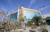 El hotel, cerrado desde hace cerca de un a�o, est� valorado en 2,3 millones de euros. 