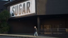 Puerta principal de la discoteca Sugar, antes conocida como Studio 3 y como V�rtigo