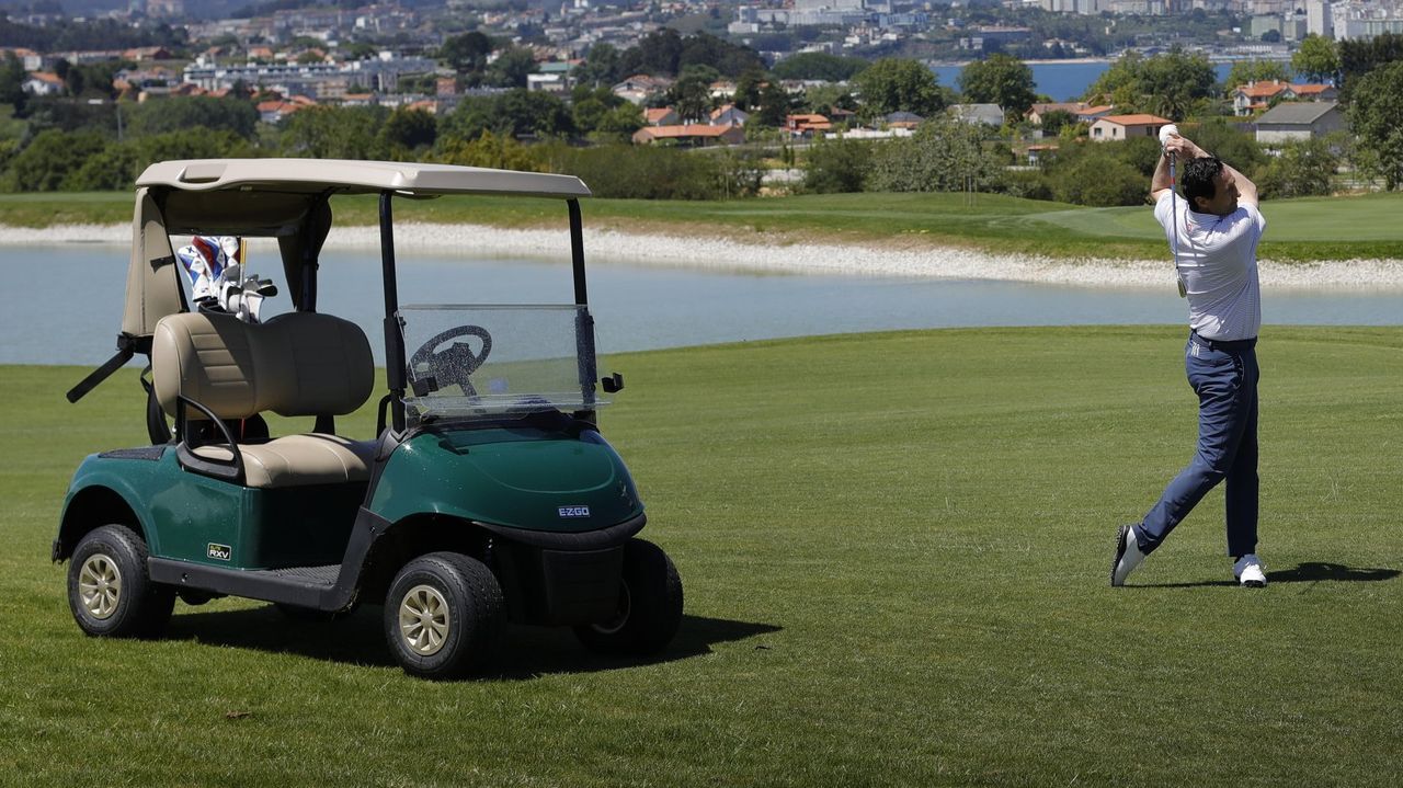 Las instalaciones de Xaz acogen este viernes y sábado el primer torneo de golf CCS Abogados