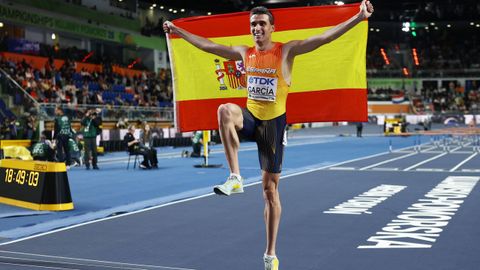 Mariano Garc�a, tras proclamarse campe�n del mundo�de 1.500 en pista cubierta