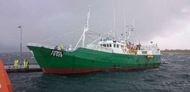 El palangrero de capital gallego y bandera brit�nica lleg� por sus propios medios hasta el puerto de Pierowall, en la costa de Westray. 