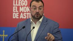 El presidente de la FSA-PSOE, Adri�n Barb�n