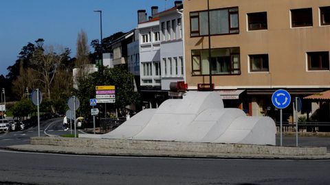 Imagen de archivo de la glorieta de Santa Cruz, cerca de donde este mi�rcoles se produjo un accidente con cuatro veh�culos implicados