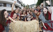 Onte � noite despois do desfile dos clans, que tivo unha gran participaci�n, celebr�ronse a�nda as bodas celtas. 