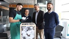 Sorteo de los carros de compra en el Mercado de Carballo.