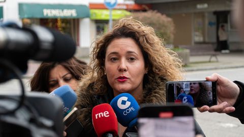 Patricia Otero atiende a los medios de comunicaci�n este jueves en Lugo
