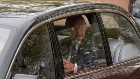 Carlos II a su llegada a Buckingham