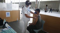 Este mi�rcoles est�n citadas 3.550 personas de 30 a 49 a�os para recibir la segunda dosis de Pfizer en el recinto ferial de Pontevedra