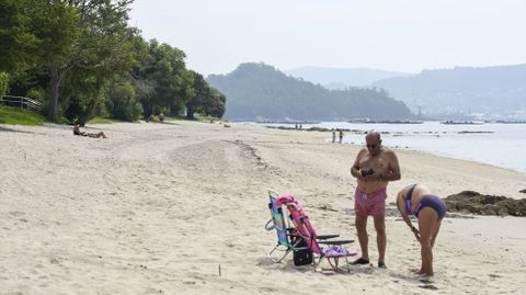 Playa de La�o, en Poio, la nueva bandera azul de este municipio