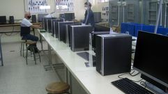 En aulas de Inform�tica hay ya mamparas preparadas