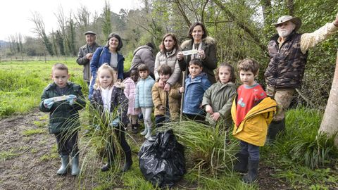 Voz Natura: alumnos del CRA de Vilaboa, con la asociaci�n Vaipolor�o en B�rtola 
