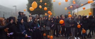 Alumnos de todos los centros escolares de Silleda participaron en la concentraci�n celebrada en Silleda.