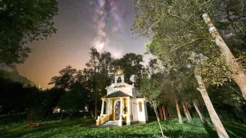 Imagen de la capilla de San Timoteo, en Luarca,�seleccionada por el certamen de fotograf�a en Instagram Mi Rinc�n Favorito