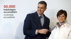 El presidente del Gobierno, Pedro Snchez, y la ministra de Vivienda y Agenda Urbana, Isabel Rodrguez, en Barcelona.