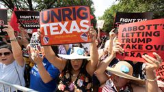 Protesta contra la redefinicin de los 38 distritos electorales de Texas, ante el Capitolio estatal en Austin.