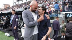 Los t�cnicos del Celta y Villarreal, Claudio Gir�ldez y Marcelino Garc�a Toral, en la primera vuelta en Bala�dos.