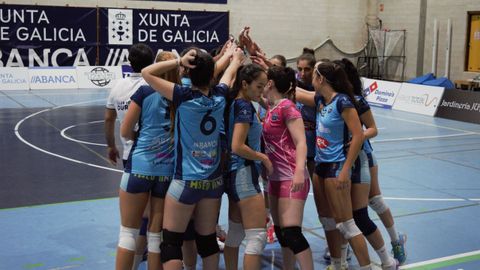 El Aceites Abril celebrando una victoria.