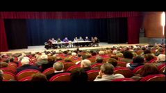 Varela anuncia un gran juicio por las preferentes ante 400 afectados de Vigo