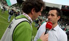 Alberto Gonz�lez, durante el �ltimo ascenso para Radio Voz Ferrol.