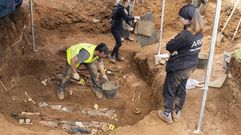 Trabajos esta ma�ana en el cementerio de B�rtoa