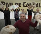 Los panaderos de Carral elaborar�n 4.000 kilos de pan