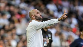 El entrenador del Celta, Claudio Gir�ldez, durante el partido ante el Valencia.
