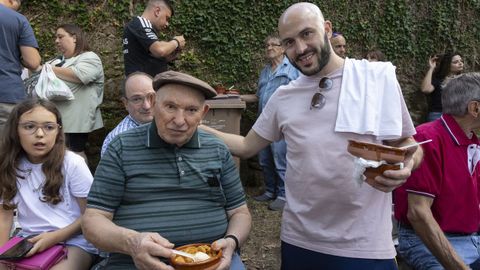 Alejandro y su nieto Lucas.