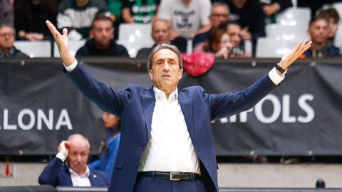 Luis Casimiro, durante el partido del R�o Breog�n en la cancha del Joventut.