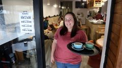 Ana Paz, gerente de O Niño do Cuco en Ribeira