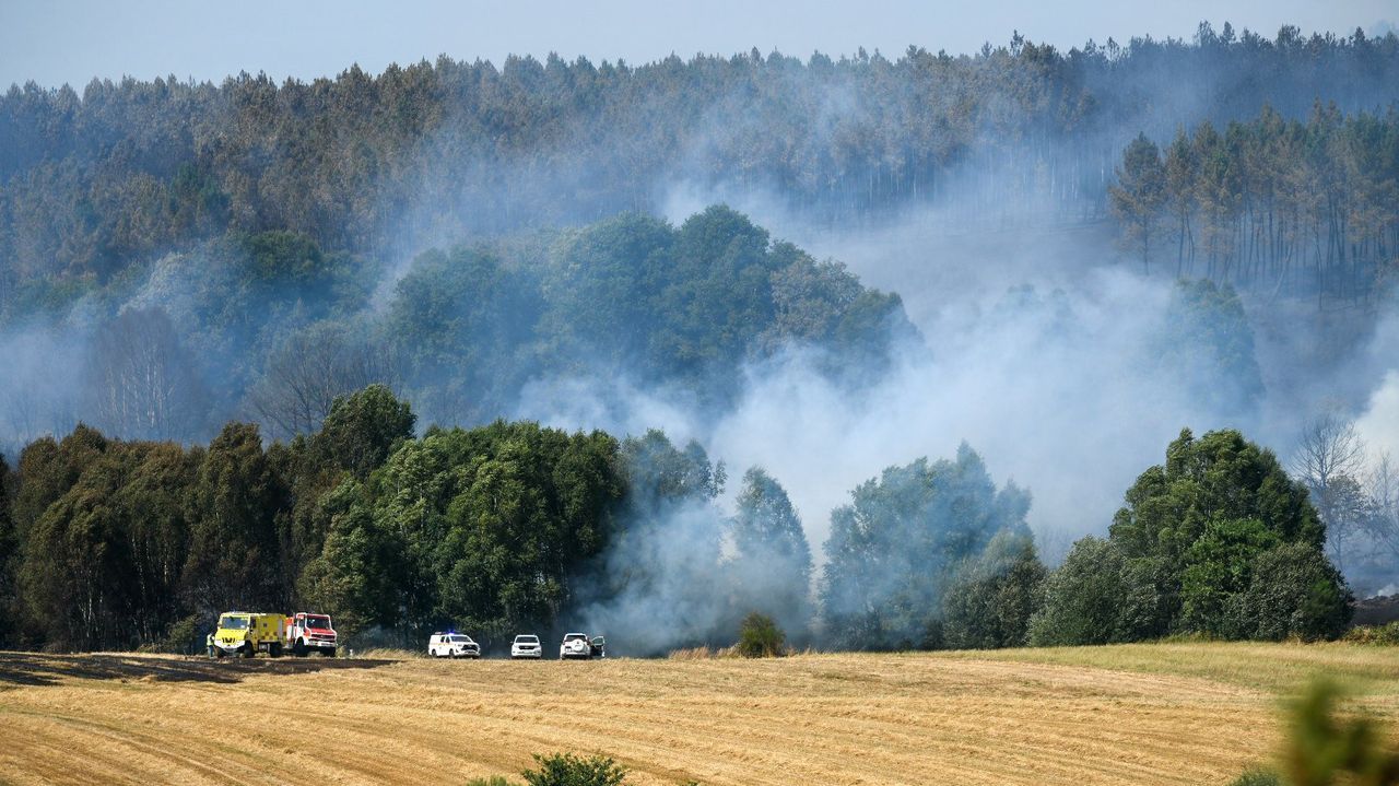 Investigan a una persona por el incendio de Maceira