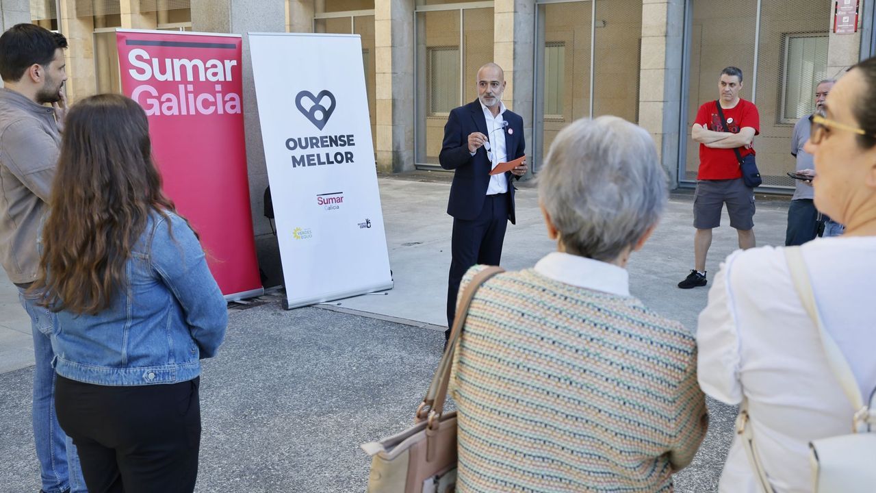 La candidatura de confluencia se presentará en Ourense y en Barbadás: «Non estamos á esquerda do PSOE. Somos a esquerda»