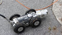 El robot que inspecciona las tuber�as funciona en Carballo desde hace algo m�s de cuatro a�os.