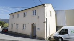 Una de las casas que el Concello de Trabada cede gratis a familias que escolaricen a sus hijos en el pueblo