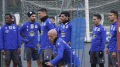Kon, Vicente Gmez, Mollejo, Jovanovic y Luis Ruiz, entre otros, en un entrenamiento