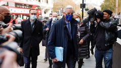 Michel Barnier, a su llegada a una reuni�n negociadora en Londres