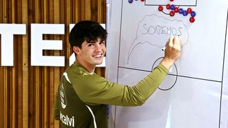 Anxo quere so�ar, como todo o plantel, co ascenso a Segunda Divisi�n