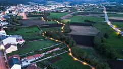 Vista a�rea de la iluminaci�n de la segunda fase del paseo fluvial 