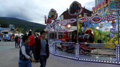 Imagen de archivo de las barracas en las fiestas de O Barco.