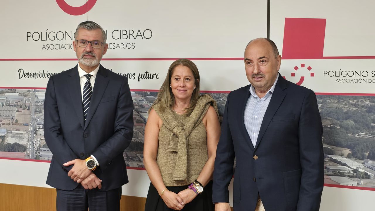 Empresarios de San Cibrao conocen la aceleradora Vía Exterior para asesorarlas gratuitamente en su estrategia en mercados internacionales