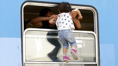 Los refugiados, a la desperadada para cruzar Croacia y Hungr�a