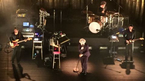 LE�N BENAVENTE EN EL TEATRO COL�N 