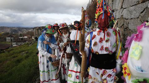 Los labardeiros y las bonitas revolucionaron Mugares (To�n)