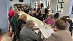 Inicio del curso de taller de memoria del programa Silleda Activa.