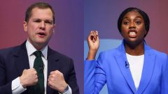 Robert Jenrick y Kemi Badenoch, los dos candidatos al liderazgo tory.