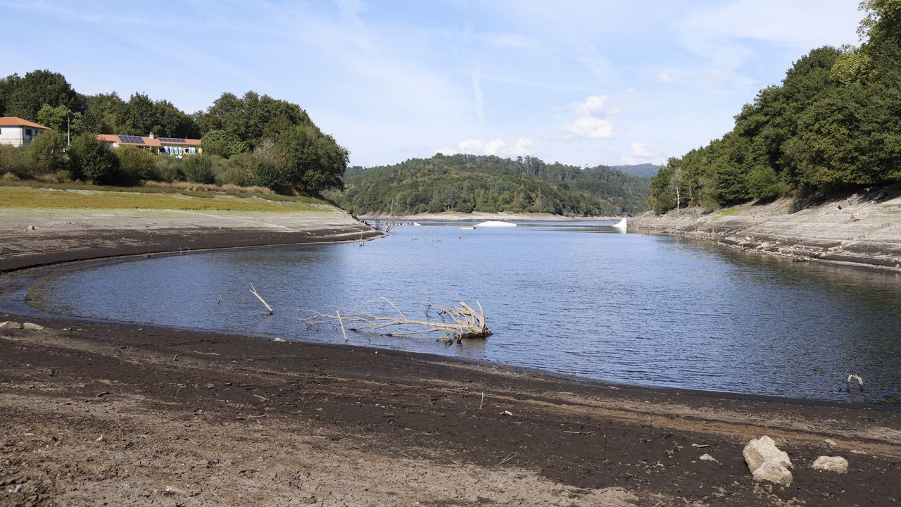 Vigo activa la prealerta por sequía: prohíbe baldeos, llenar piscinas y pide a los concellos del área que también lo hagan