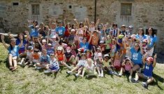 Concha Blanco e Mar�a Canosa impartiron aos cativos uns obradoiro de narrativa e poes�a.