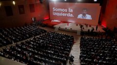 Luis Tudanca, presidente del Congreso Federal del PSOE, se dirige a los delegados durante la inauguracin del ltimo cnclave socialista