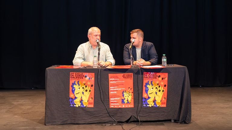 O concelleiro de Cultura e Turismo, Gonzalo Castro, durante a presentaci&oacute;n do XXI Ciclo de Coros Galegos