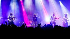 Os Heredeiros da Crus hacen vibrar a Vilax�an